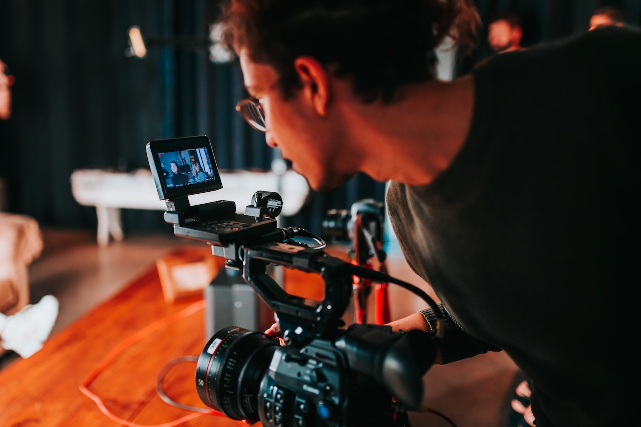 Harnessing the Power of Video Marketing for Online Visibility